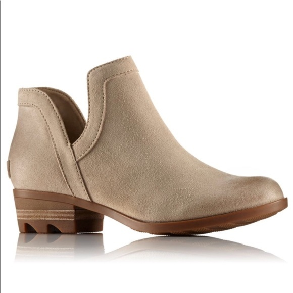 Sorel Shoes - SOREL Lolla Cut-Out Bootie Oatmeal NIB